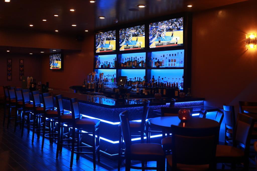 Travelers Inn מנטקה מראה חיצוני תמונה